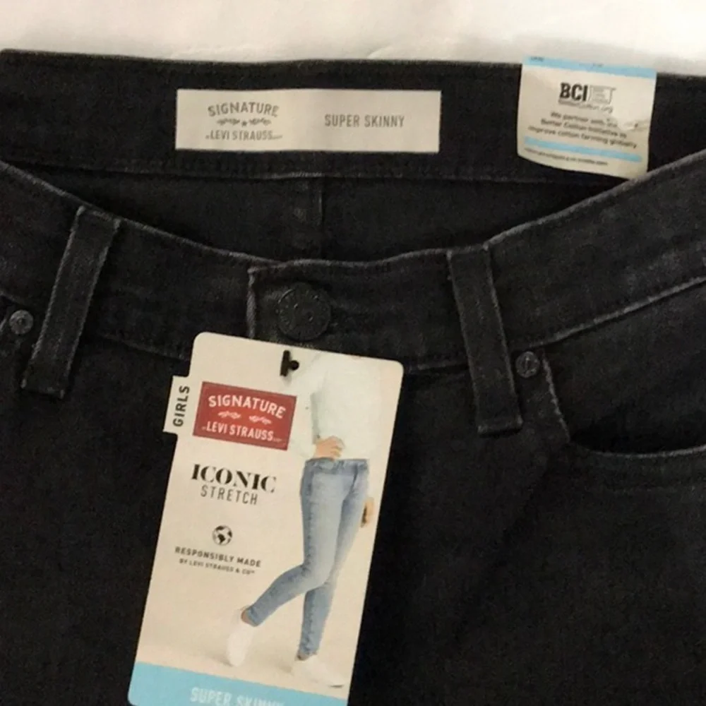 Levi’s Signature Iconic Stretch Super Skinny Girl's Jean Black 18 NEW Classic